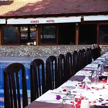 Отель Gunes &